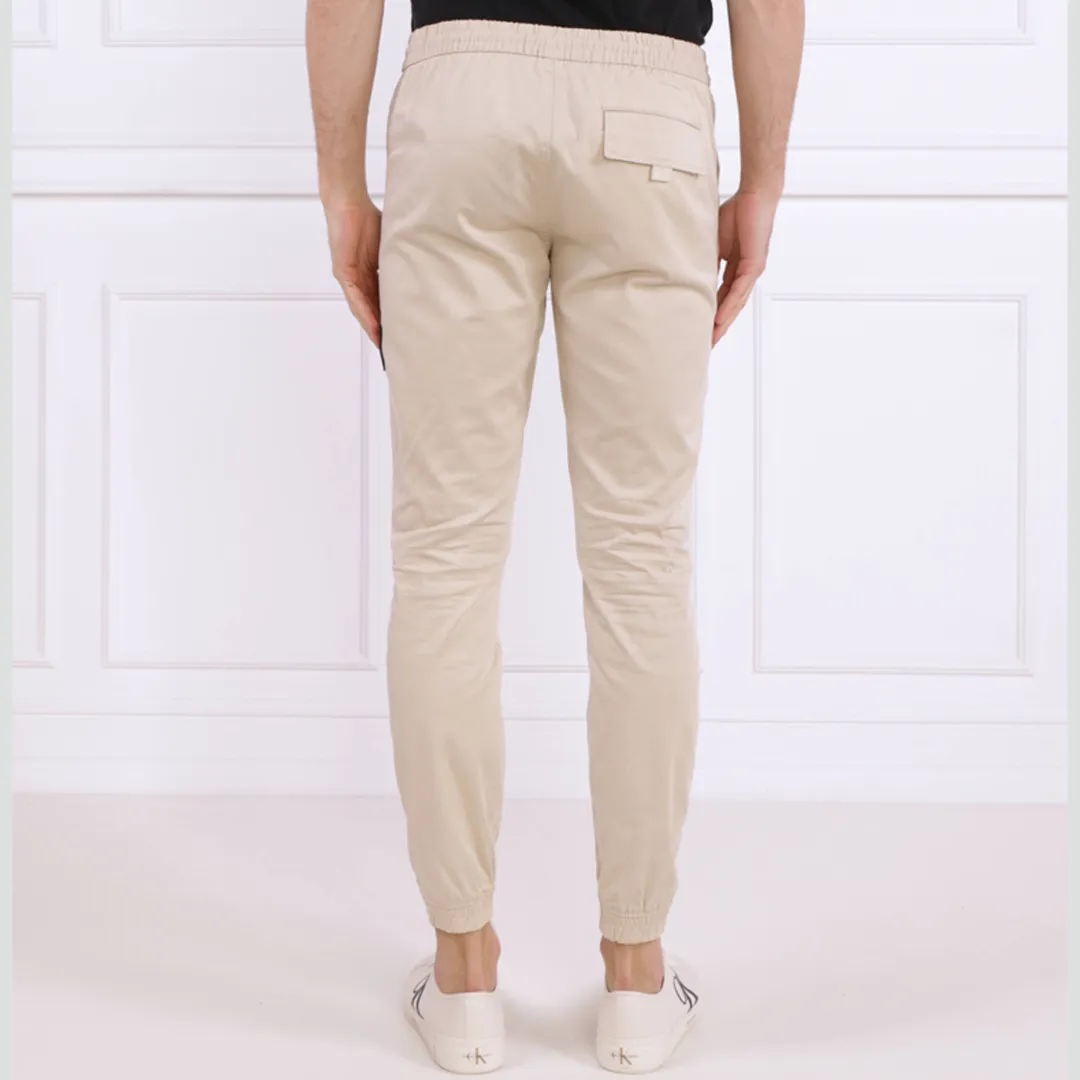 Monologo Badge Casual Chino